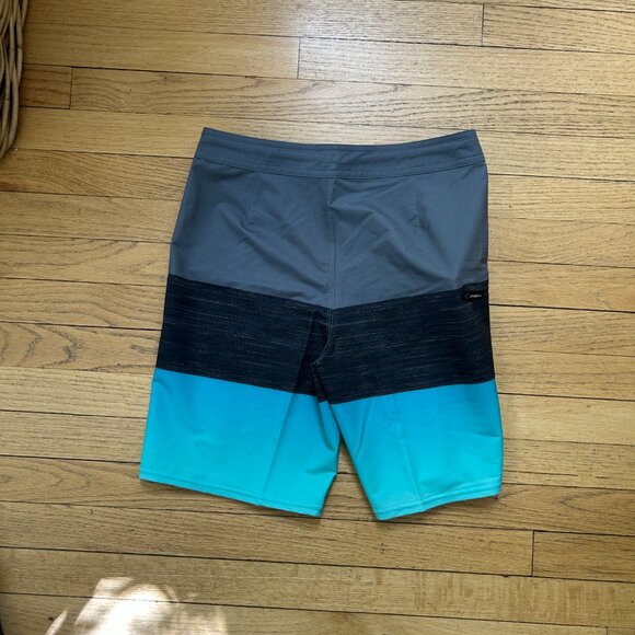 NWT O'Neill BOY'S HYPERFREAK HEAT BLOCK 17" BOARDSHORTS - Picture 3 of 8